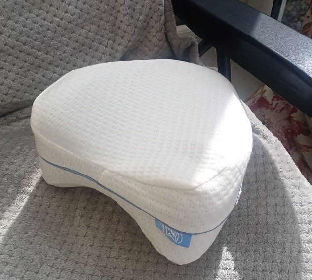 JML Contour Legacy Leg Pillow