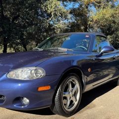 Mazda MX5 owners handbook