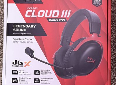HyperX Cloud III Wireless Gaming Headset - Excellent Condition