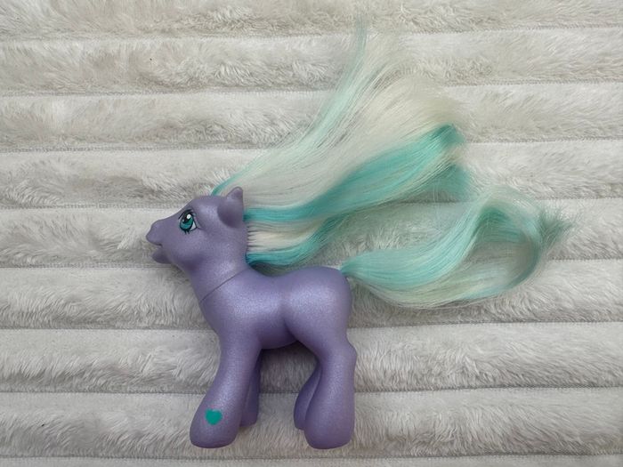 2002 My Little Pony G3 Razzaroo Hasbro MLP Purple Birthday Present Damaged approx. 11 cm.  Used Please see photos