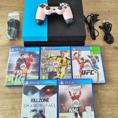 Playstation 4  + Games + Controller
