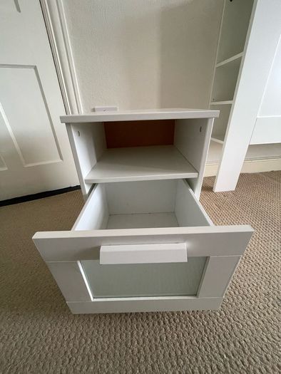 Headboard Unit (king size) & 2 bedside lockers