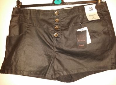 BNWT Denim Co. Coated Finish (leather look ) stretchy High waist shorts size UK20 EUR48 Postage included