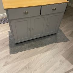 sideboard