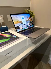 Apple MacBook Pro M2 2022 13 inch 8GB 256gb Grey