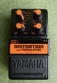 Yamaha DM-100 Analog Modulation Distortion Pedal Japan Vintage Excellent JAPAN