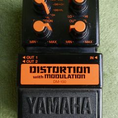 Yamaha DM-100 Analog Modulation Distortion Pedal Japan Vintage Excellent JAPAN