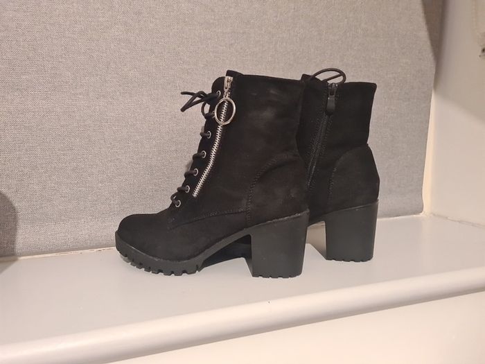 Winter woman shoes