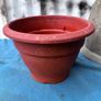 2 weathered plastic flower pots Image 6