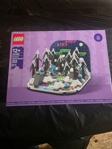 LEGO Creator 40785 Northern Lights Diorama - Brand new sealed in box!