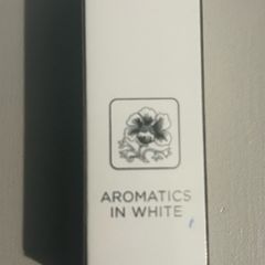 Clinique, Aromatics in white. 4ml