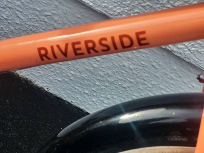 Young girls Riverside bike from decathlon vgc NO OFFERS