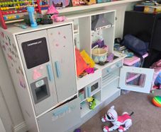 Kids Play Kitchen