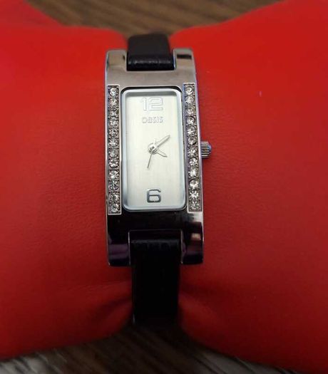 Oasis Womens Quartz Dress Watch