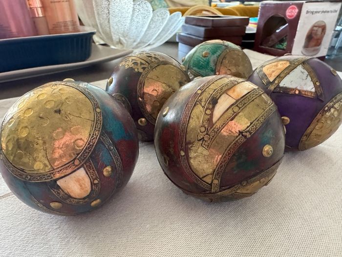 Decorative Wooden Balls