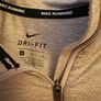 nike top Image 4