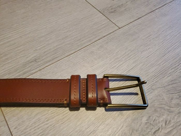 Leather  belt