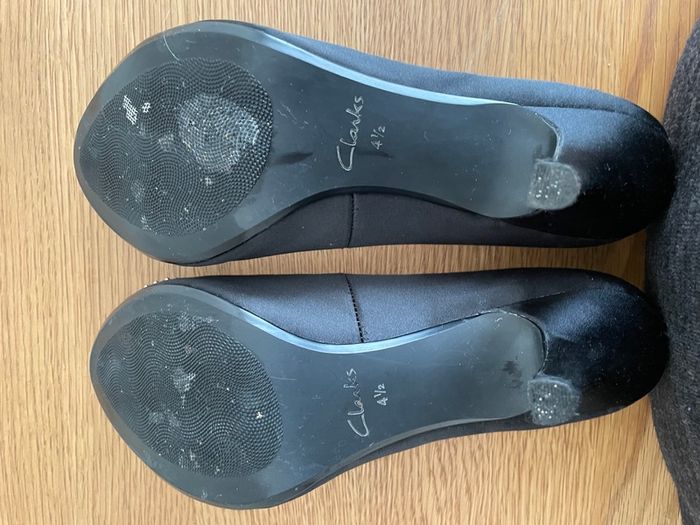 Ladies Clarks Shoes 4.5 (Comfort Fit)