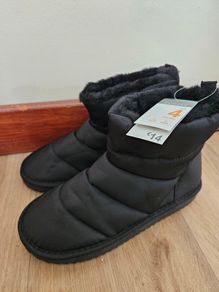 Womens Boots BNWT