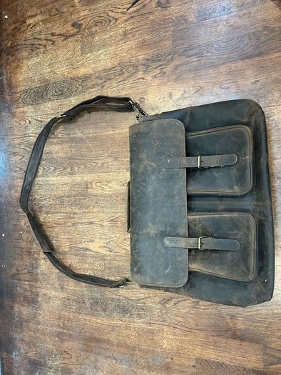 KolmalC leather satchel