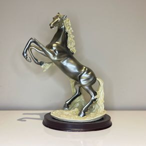 Silver coloured horse figurine