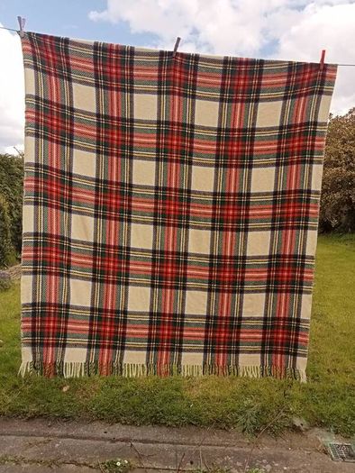 PRICE DROP, "connemara", Pure New Wool Rug