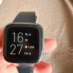 Fitbit Versa 2
