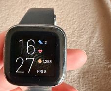 Fitbit Versa 2