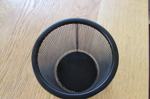 Black Mesh Pen Holder for Sale