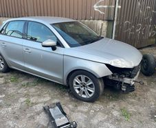 Car parts Audi A1 1.6 diesel manual gearbox