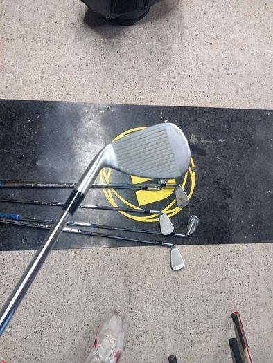 mizuno irons jpx callaway 5 wood and taylormade bag