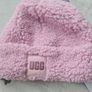 ugg hats 2 of never worn Image 2