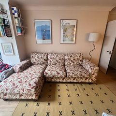 3 seater sofa with right side chaise long