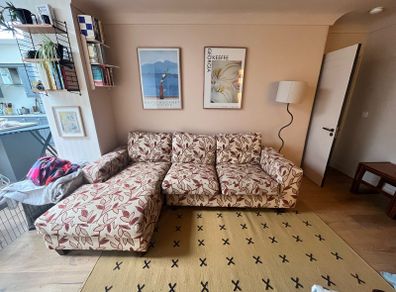3 seater sofa with right side chaise long