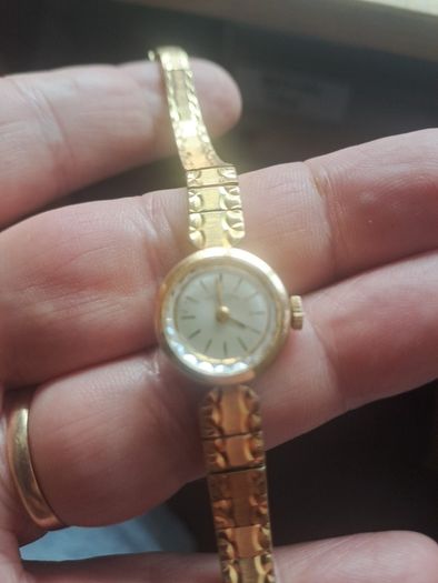 Vintage watch ladies petite Favre Leuba