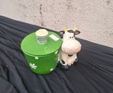 Cow resine sugar bowl postage possible