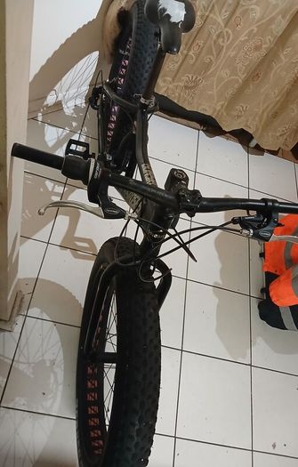 GUNSROSES Fat Tire Mountain Bike Softtail