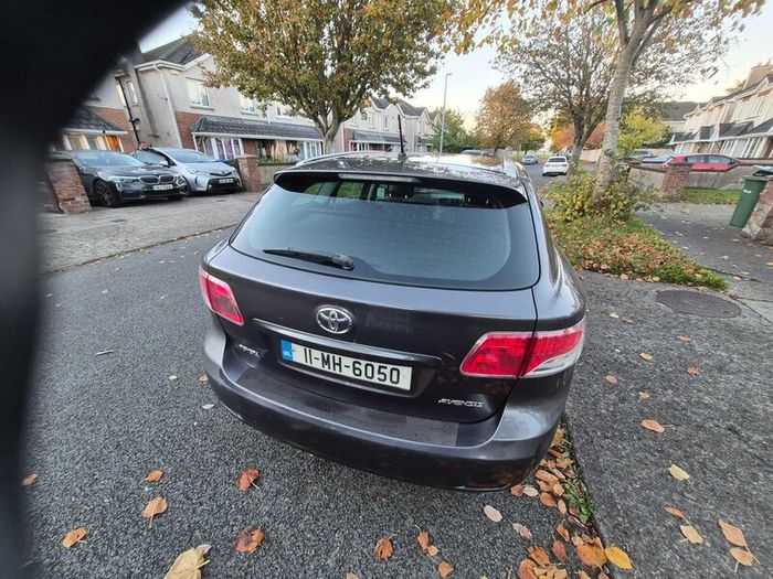 Toyota Avensis 2011