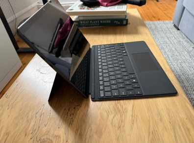 Microsoft Surface Pro 11th Ed (Snapdragon X Plus, 16GB / 512GB) + Keyboard & Slim Pen Like New