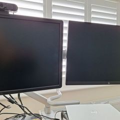 HP Dual Monitor Mount