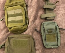4 Brand new military style pouches and bottle holder
