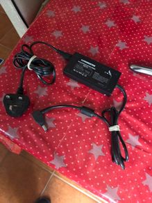 Universal laptop charger