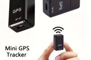 2pcs GPS Locator Locator Strong Magnetic Anti-loss Device USB Charging. It Requires Inserting a 2G SIM Card (SIM/SD Card Is Not Included). Suitable for Vehicles, Items, Pets, Etc.