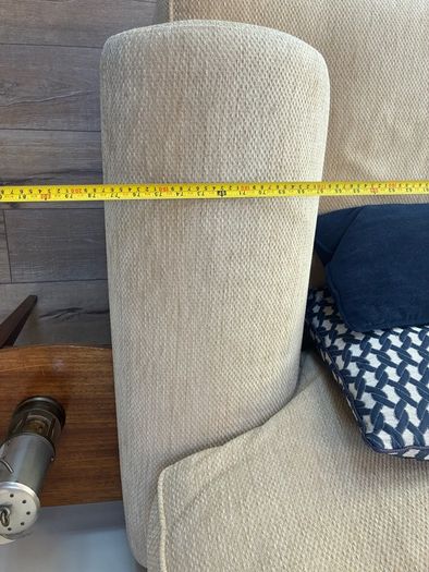 suite of furniture (3 + 2 + footstool)