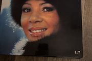 Shirley Bassey vinyl  LPs