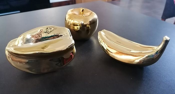 3 Ornaments