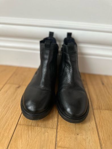 Black Zara leather boots