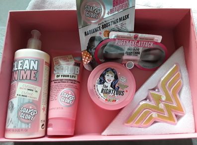 Soap  & Glory gift set