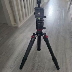 DSLR Camera Tripod