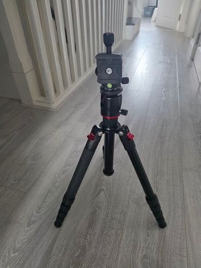 DSLR Camera Tripod